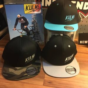 Las nuevas gorras están disponibles en la tienda de Urban Klan en Valencia